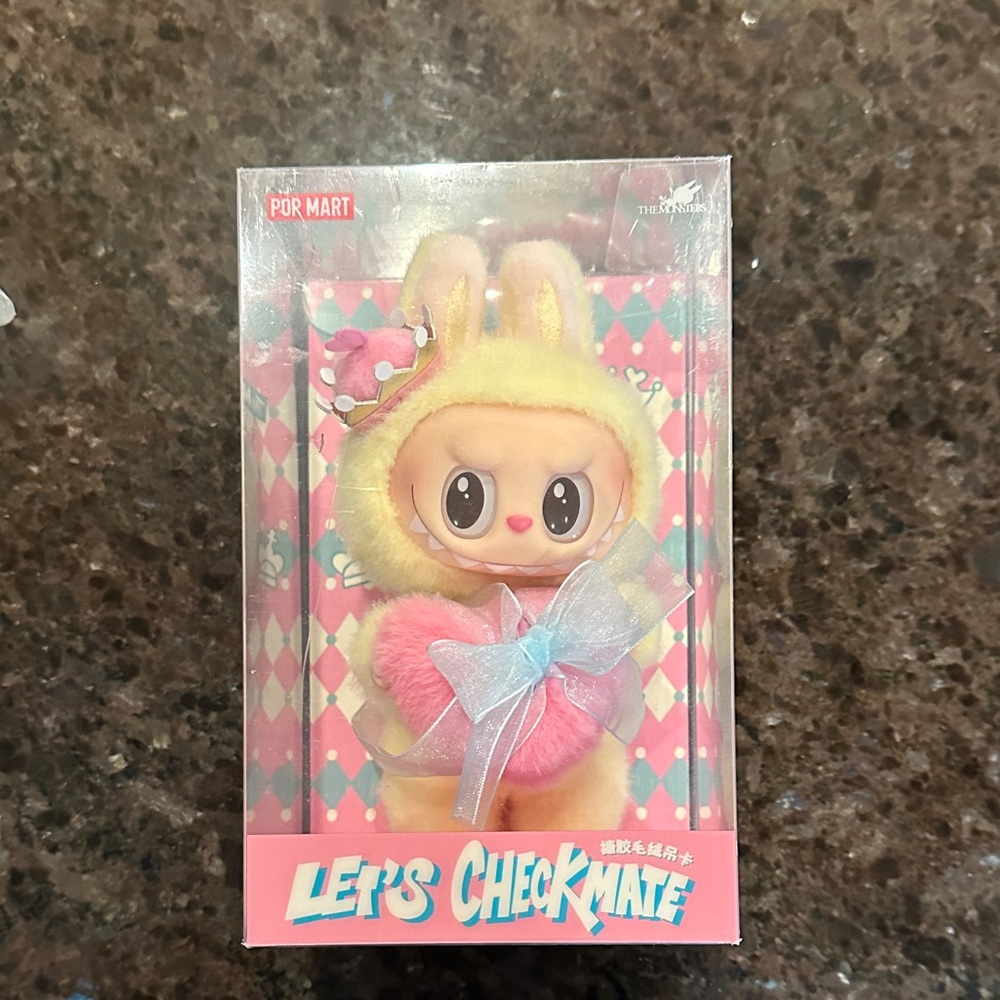 UNOPENED Pop Mart Let's Checkmate Bunny Action Figure